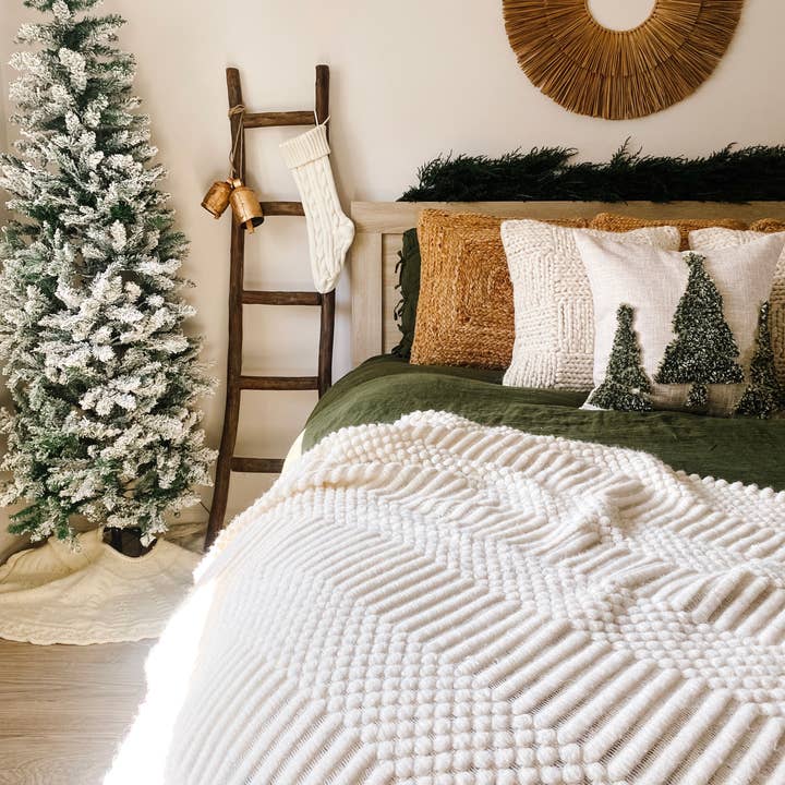 Busa Designs - Wholesale Throw Pillow Cover - Noel Pillow Cover4