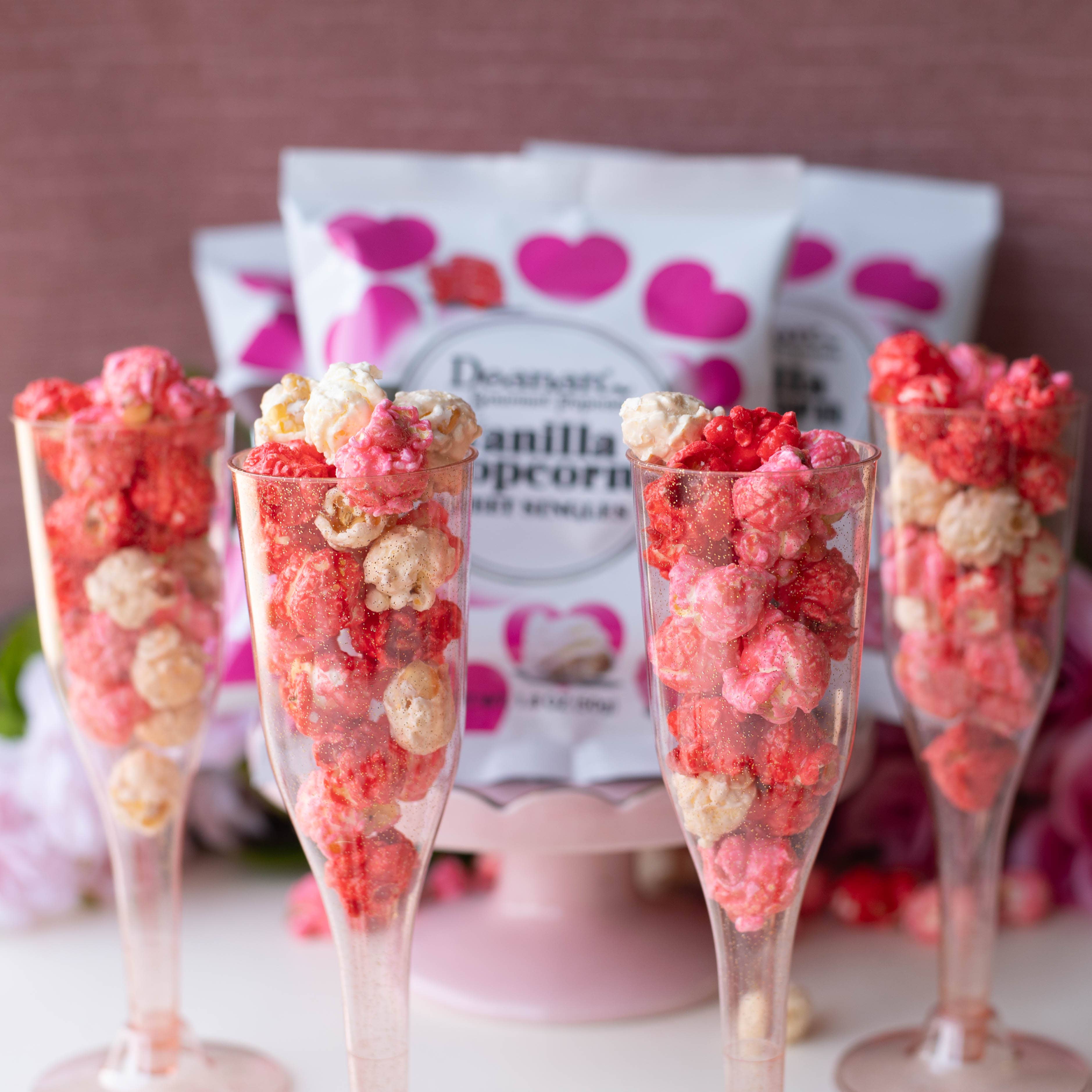 Deanan Gourmet Popcorn - Wholesale Popcorn - Vanilla Holiday - 100 Count Heart Bags - 1.5 Cup Bags6