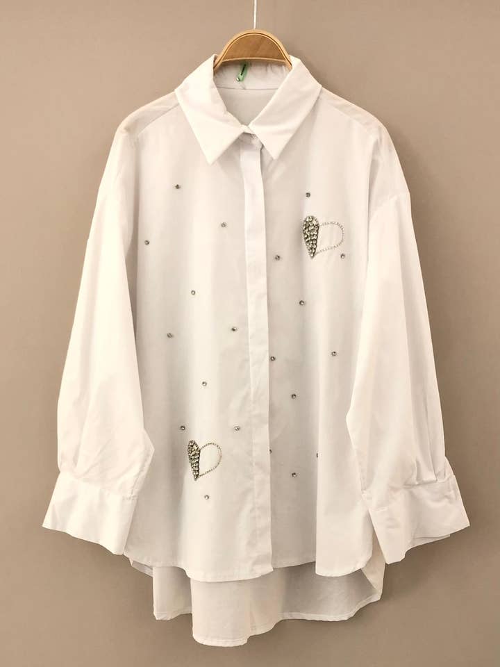SWEET MAGIC MODA Y COMPLEMENTOS - Wholesale Button Down Shirt - Women's - OVERSIZED LONG SLEEVE SHIRT WITH DETAILS0