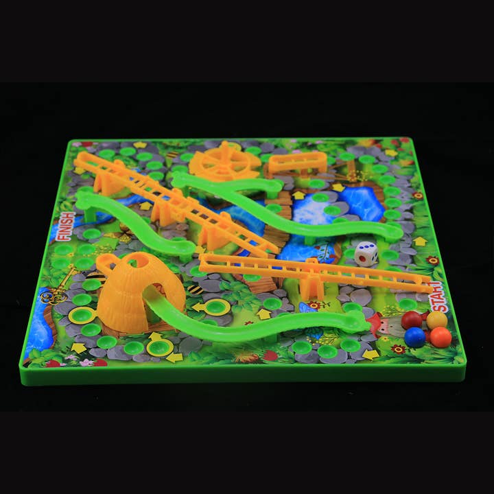 Daniel James - Vente Jeux de société - Jeu de plateau 3D Snakes and Ladders par Kertoy 6