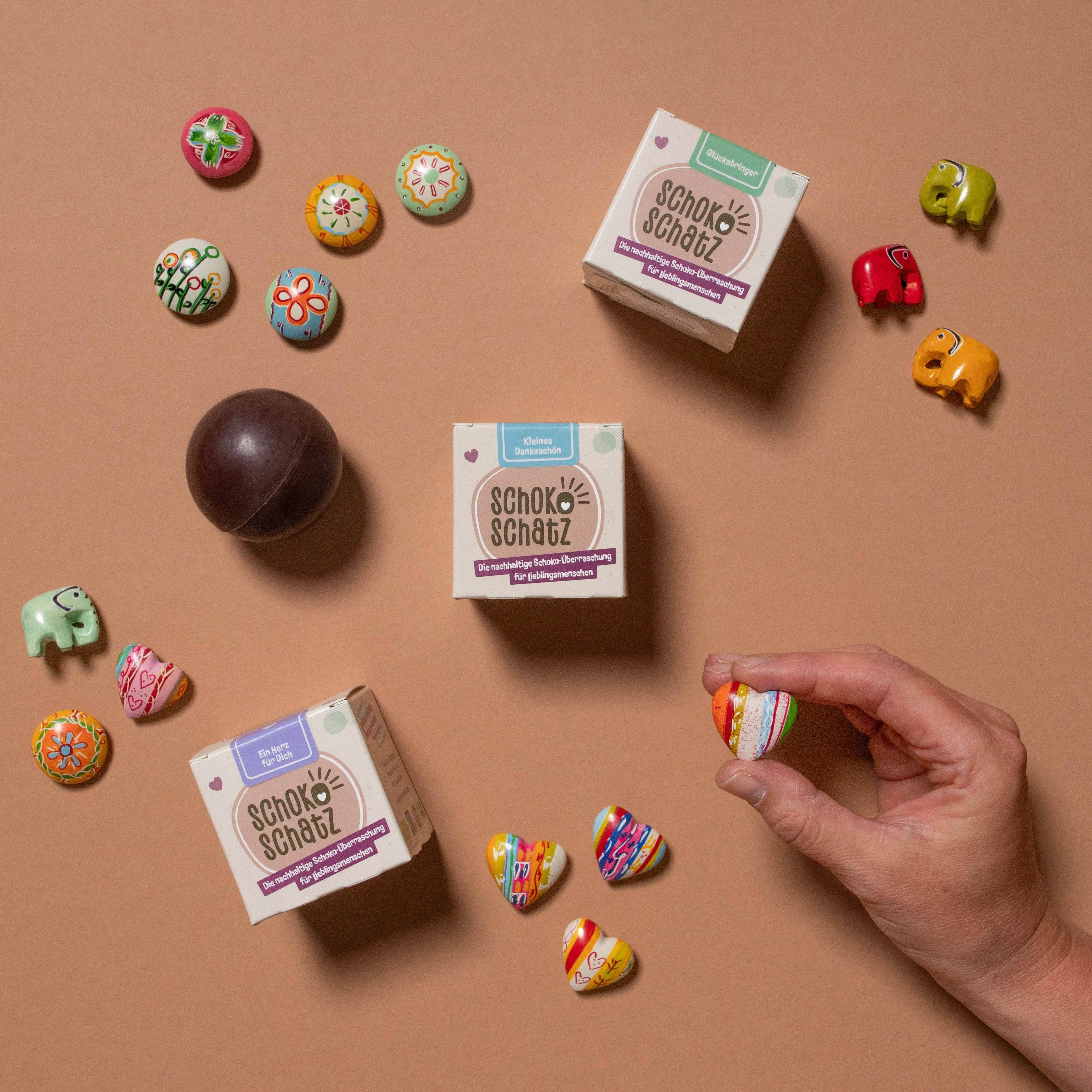 SchokoSchatz e.K. - Wholesale Chocolate Box - Chocolate treasure for favorite people -MIX- 18VE (vegan)2