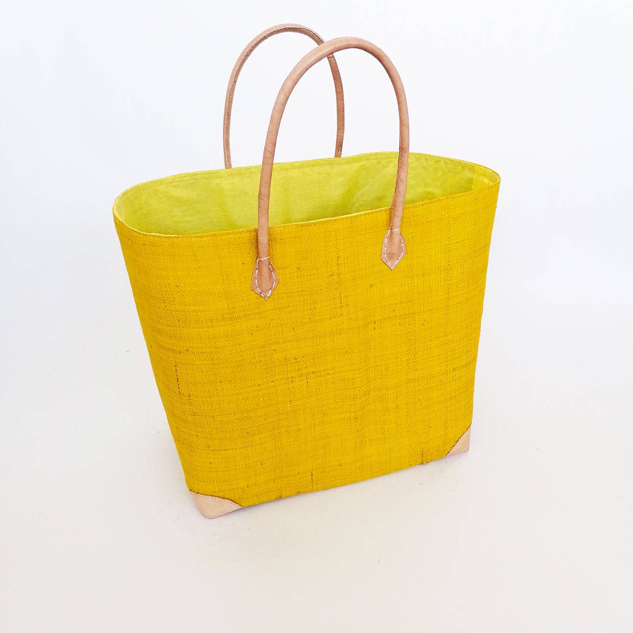 Le comptoir de la plage - Wholesale Strandtas - “Tamatave” handgemaakte strandtas met etui, per stuk1