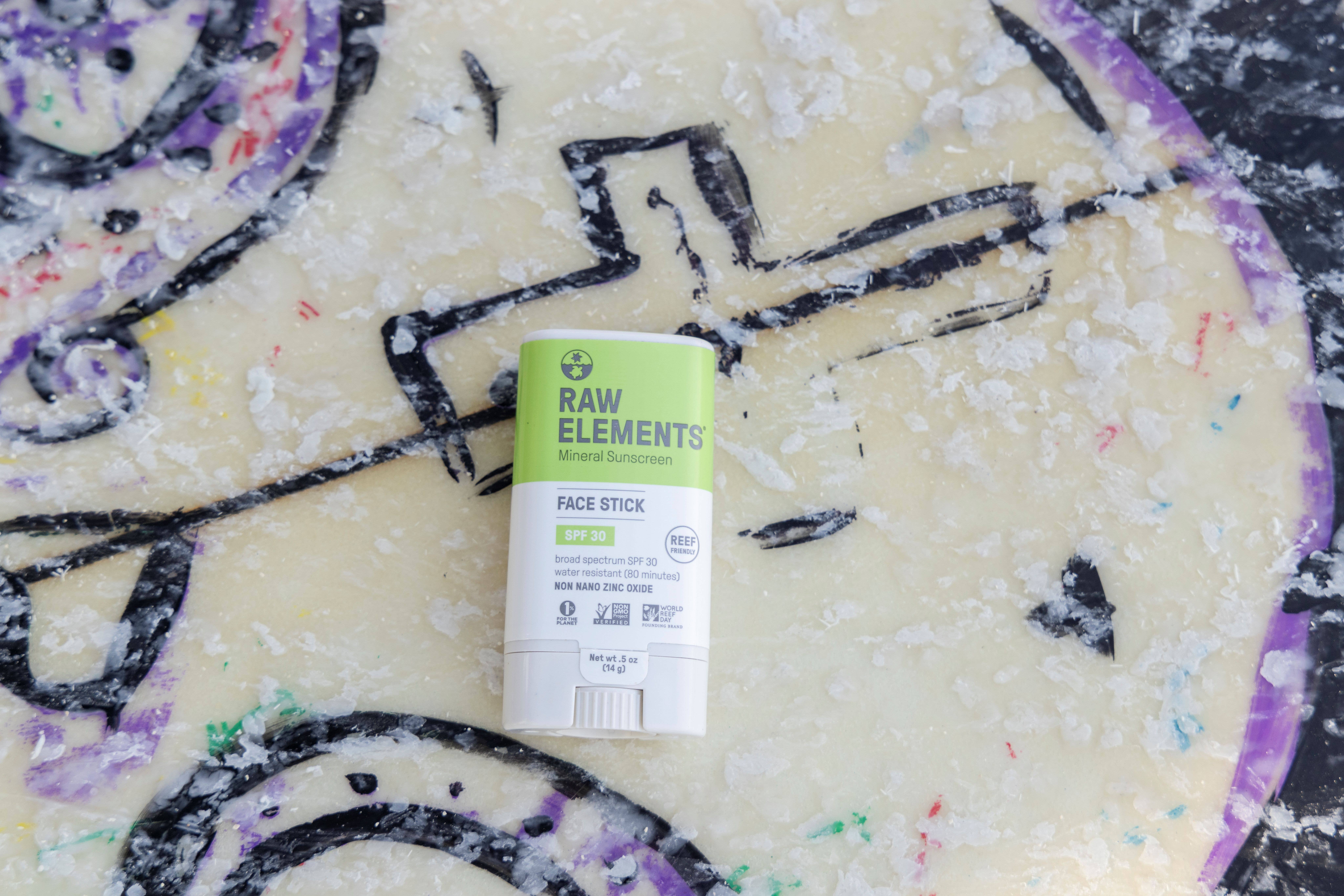 Raw Elements - Wholesale Sunscreen - RAW ELEMENTS FACE STICK SPF 305