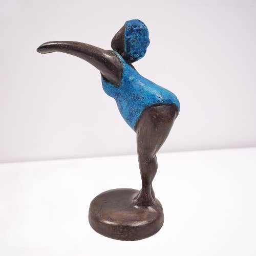 Moogoo Creative Africa - Wholesale Sculpture - Bronze sculpture “Bobaraba Plongeuse” | by Soré | 19cm 1kg