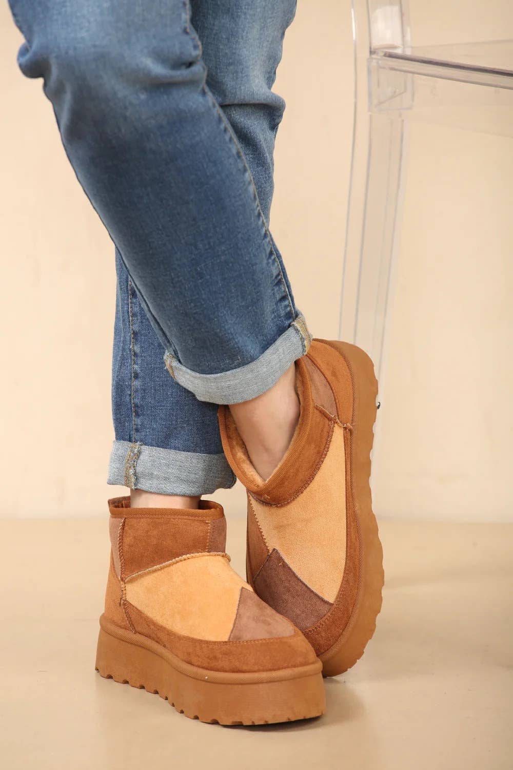 MEZCLA DE CASTAÑAS BOTÍN CÓMODO CON FORRO DE PIEL CON PLATAFORMA DE RETAZOS de venta al por mayor en Faire8