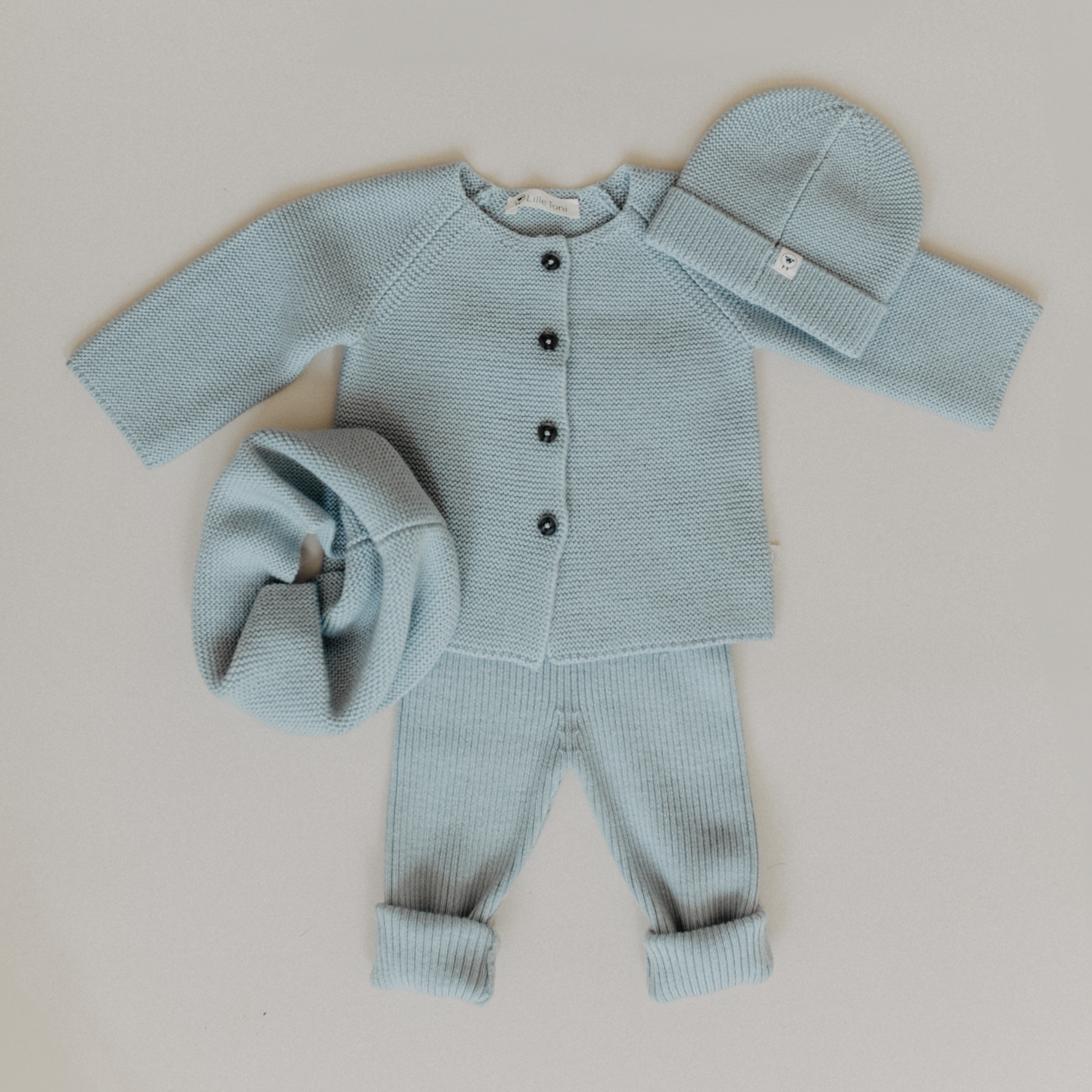 LILLE TONI – wholesale Kofta - Baby – Cardigan Emil i dammig salvia1