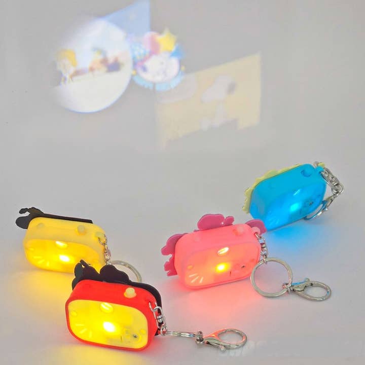 K_Wonderland – wholesale Keychain – Unisex – Peanuts Snoopy Camera shape Projector film Key Chain