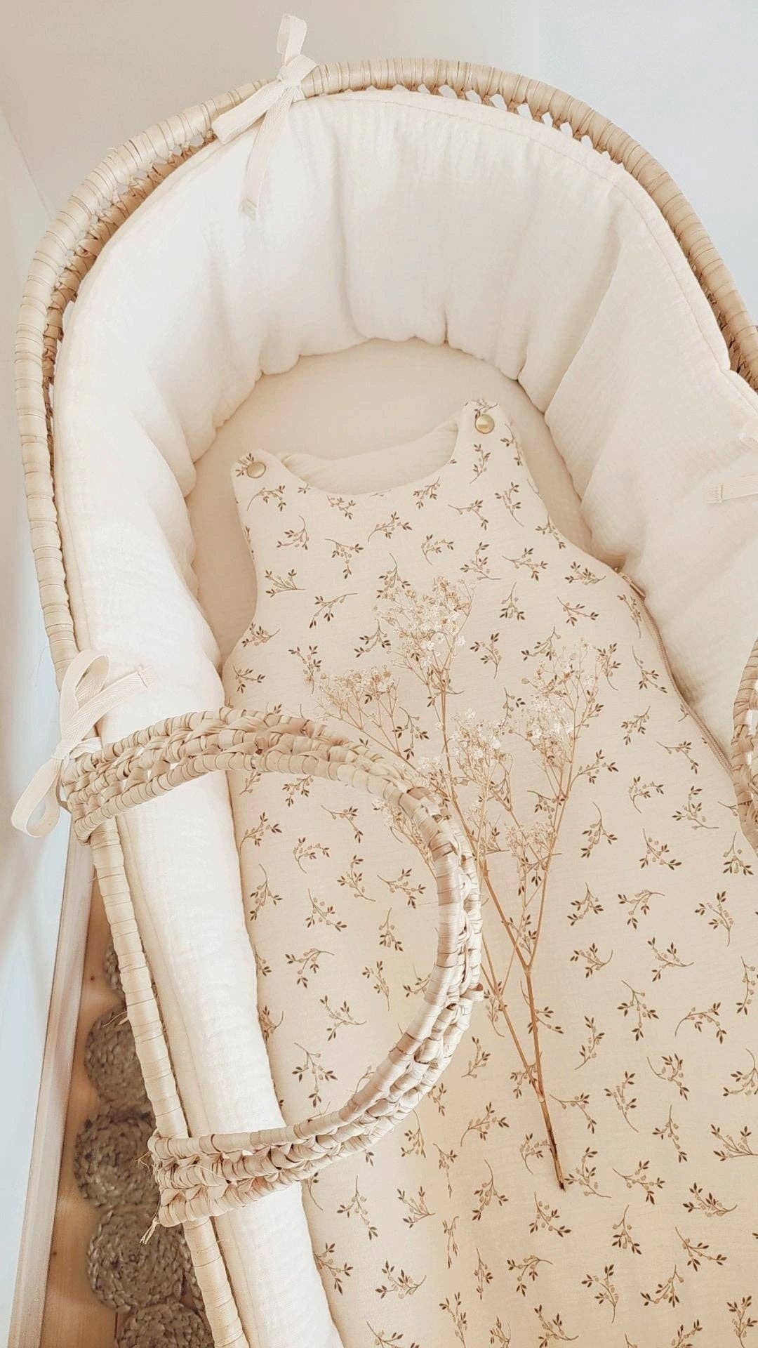 Les p'tites Merveilles de Bérénice – wholesale Bassinet – Baby – Baby bassinet and complete lining in ecru organic cotton double gauze9