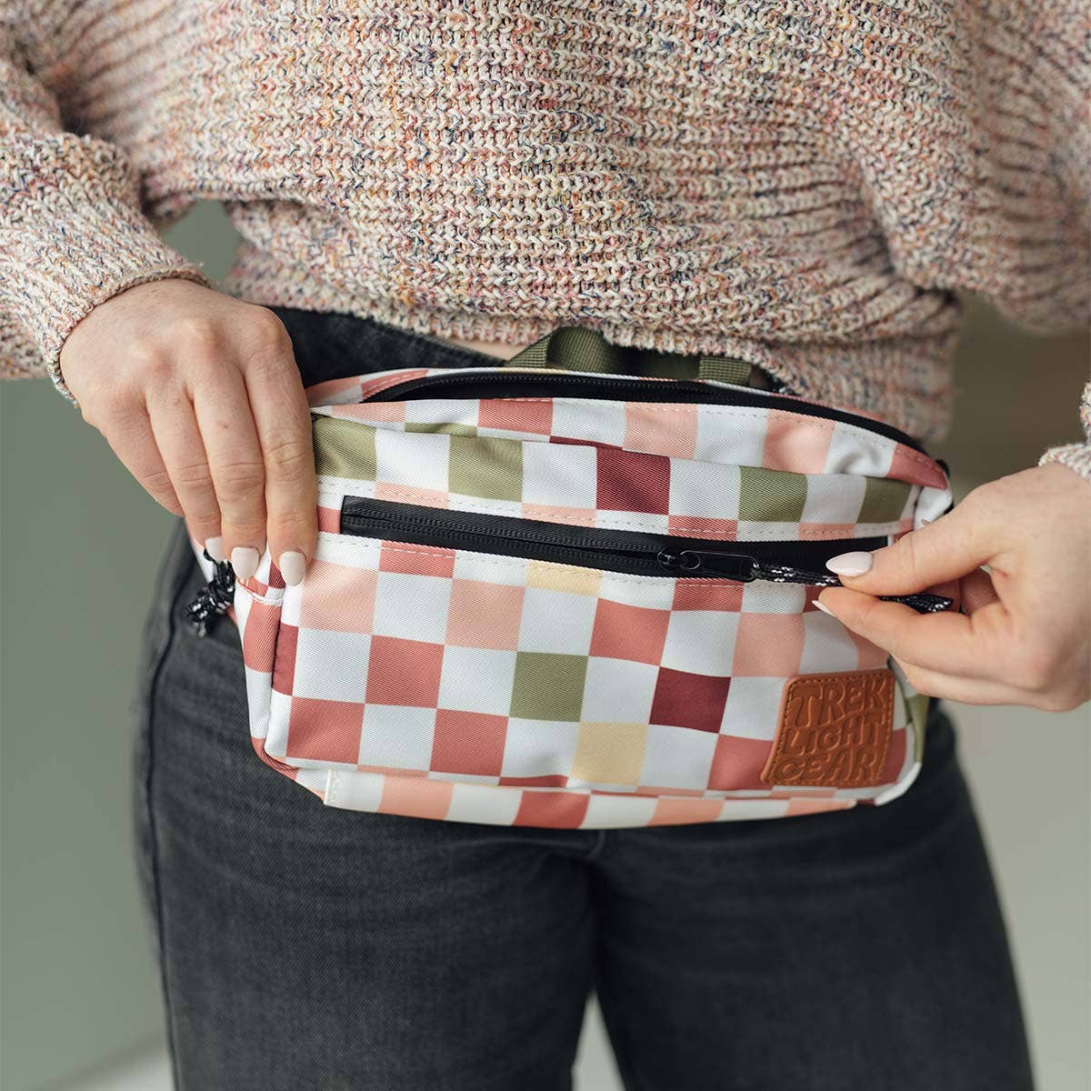 Trek Light - Wholesale Belt Bag - Unisex - Everyday Fanny Pack & Crossbody Bag | Checkers | Women's Bag2