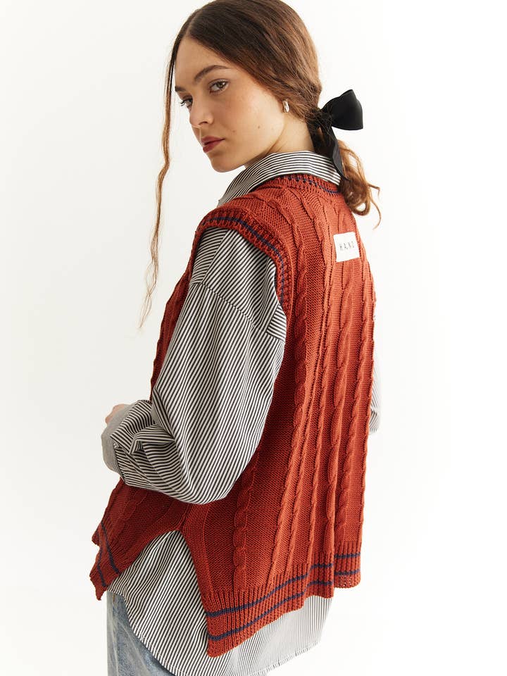 Bull Knitted Vest Red for wholesale by Hand Apparel