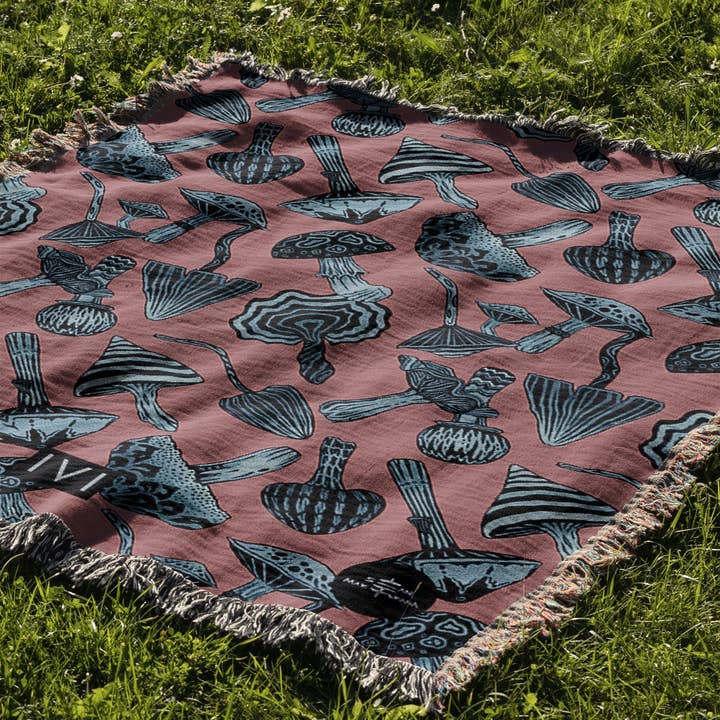 Sean Martorana - Wholesale Throw Blanket - IVI - Mushroom Jacquard Woven Blanket - Blue Pink4