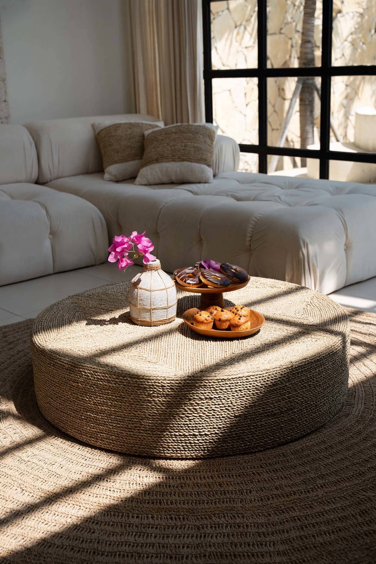 Bazar Bizar Living – wholesale Vas – The Whoopy vas - betong natur - M2