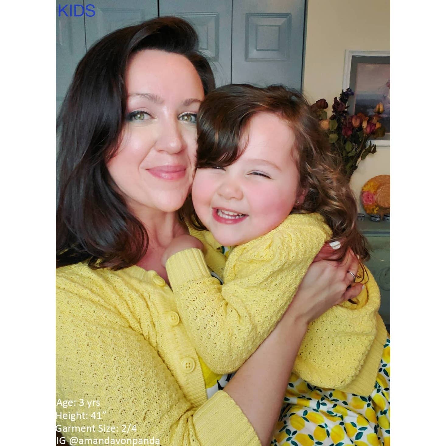 Mak - Vendita all'ingrosso Cardigan - Bambini - Cardigan corto all’uncinetto per bambina con bottoni vintage MK3514KID4