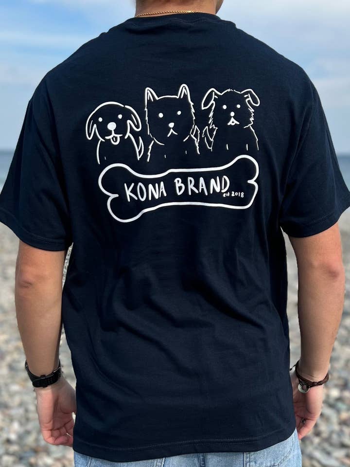 Three dogs Tee for wholesale by Kona Brand