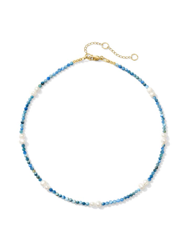 Collier en perles et pierres précieuses fait main à Maui - Apatite bleue pour la vente par Kaylie Dawn Jewelry