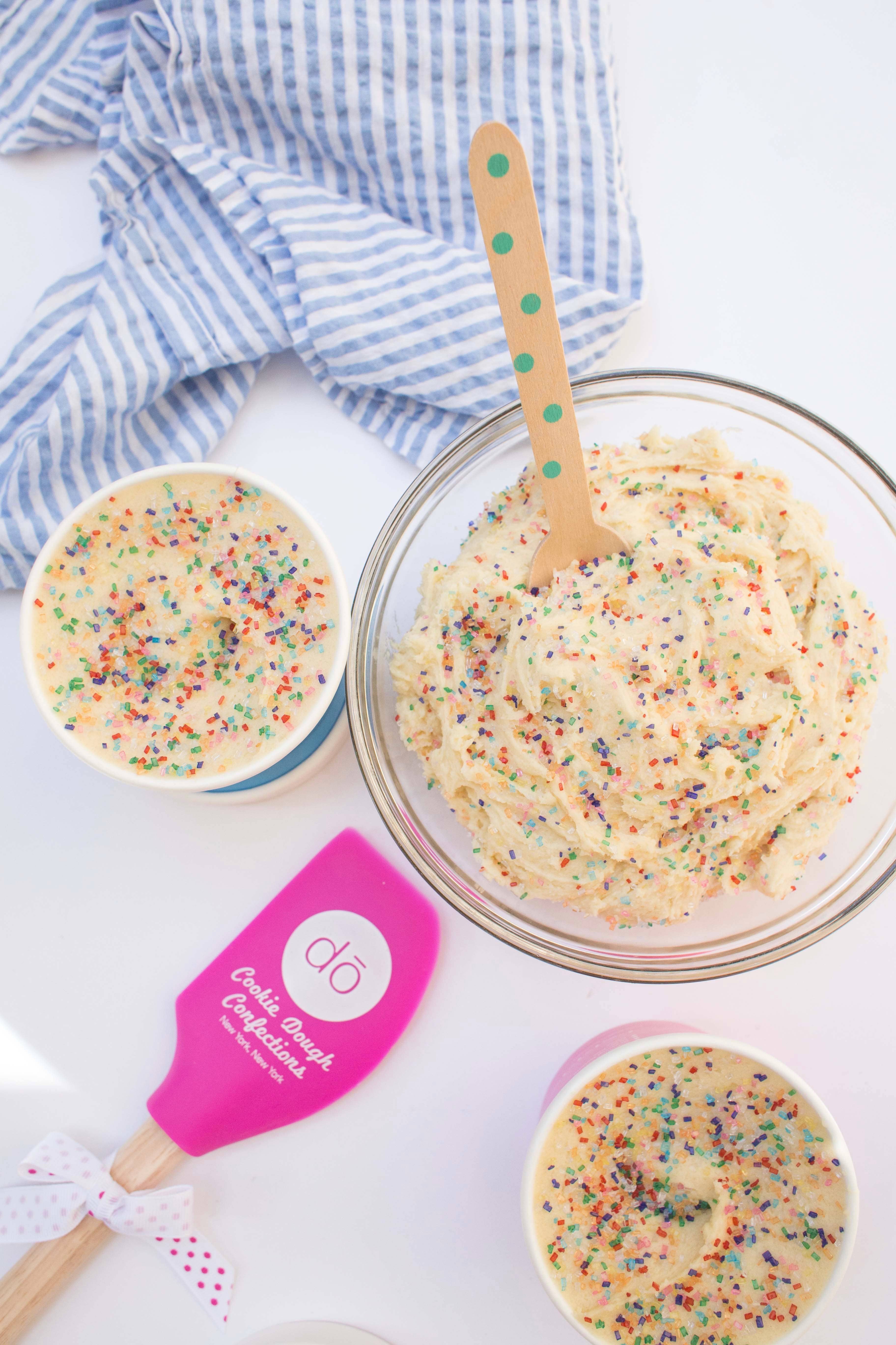 DŌ, Cookie Dough Confections - Wholesale Cookie Mix - Sugar Cookie Edible Cookie Dough (requires refrigeration)1