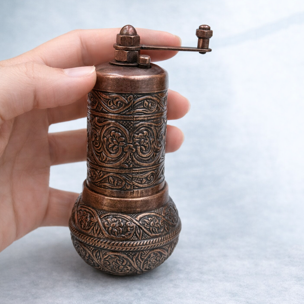 Hakan – Großhandel Pfeffermühlen – Kupferfarbene Pfeffermühle, Nachfüllbare Gewürzmühle, 11 cm1