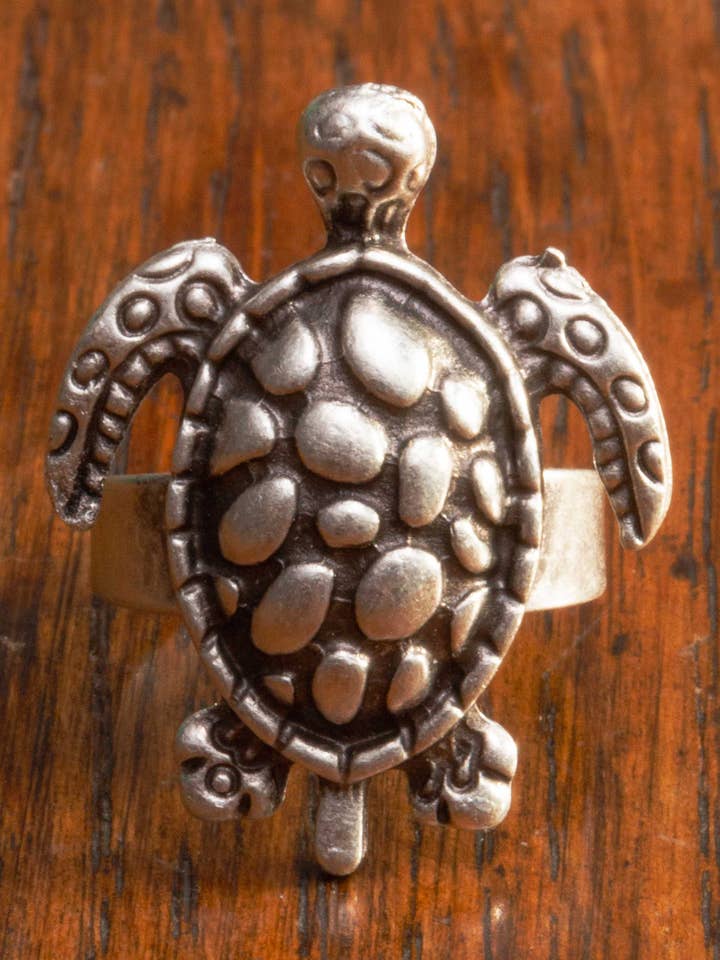 Anello Tartaruga Piccola per la vendita all'ingrosso da parte di TABOO FASHION