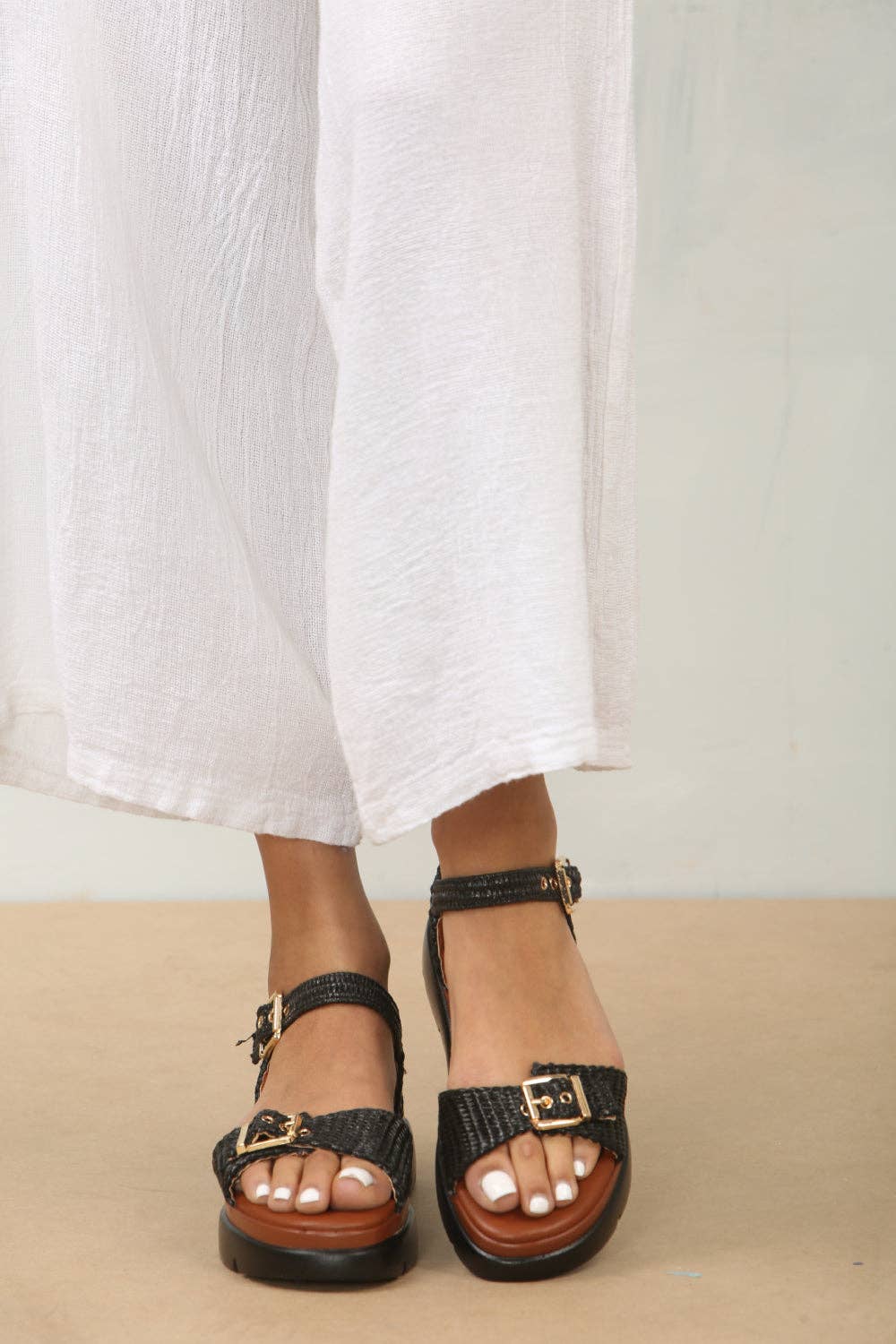 Buckle Detail Raffia Chunky Sandal In Black for wholesale on Faire4