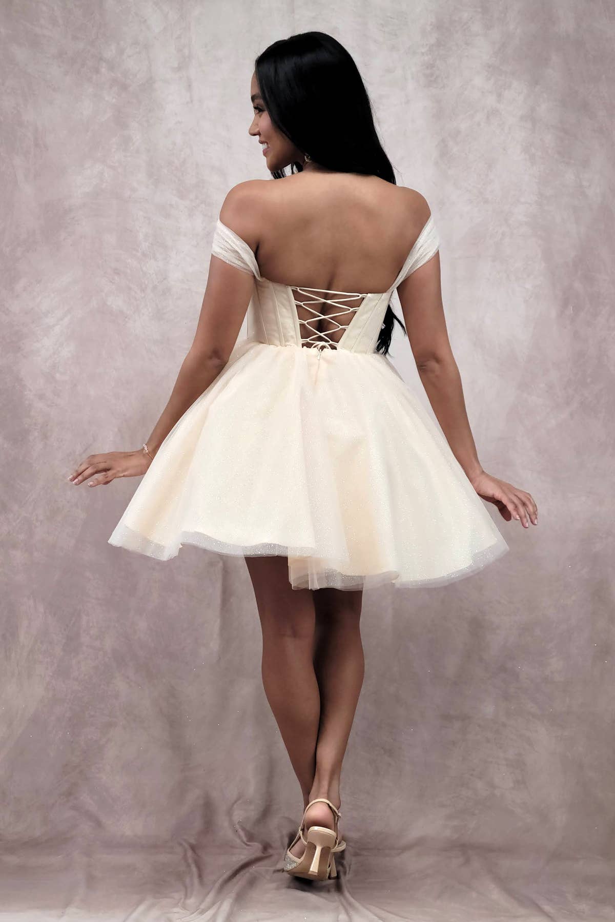 Chicas - Wholesale Dress - Women's - Short Off The Shoulder Tulle Dress With Brooch21