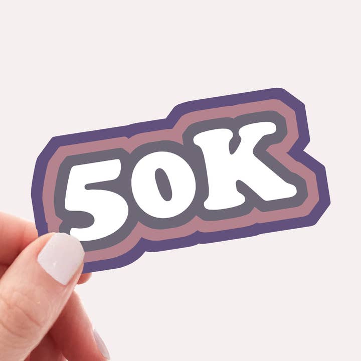 Autocollant Runner 50K (options de taille disponibles) /résistant à l'eau pour la vente par Saguaro Creative Co.