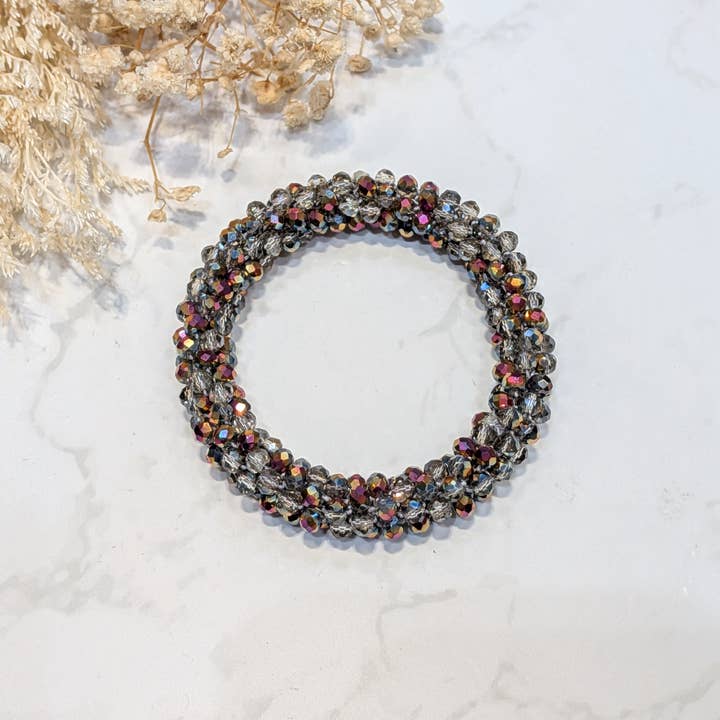 LOLO & YAYA - Wholesale Link & Chain Bracelet - Black-tone crystal effect bracelet29