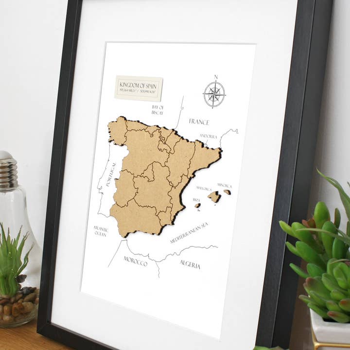 Simply Cut Art - Vente Cartes - Carte en bois découpée au laser de l’Espagne personnalisable2