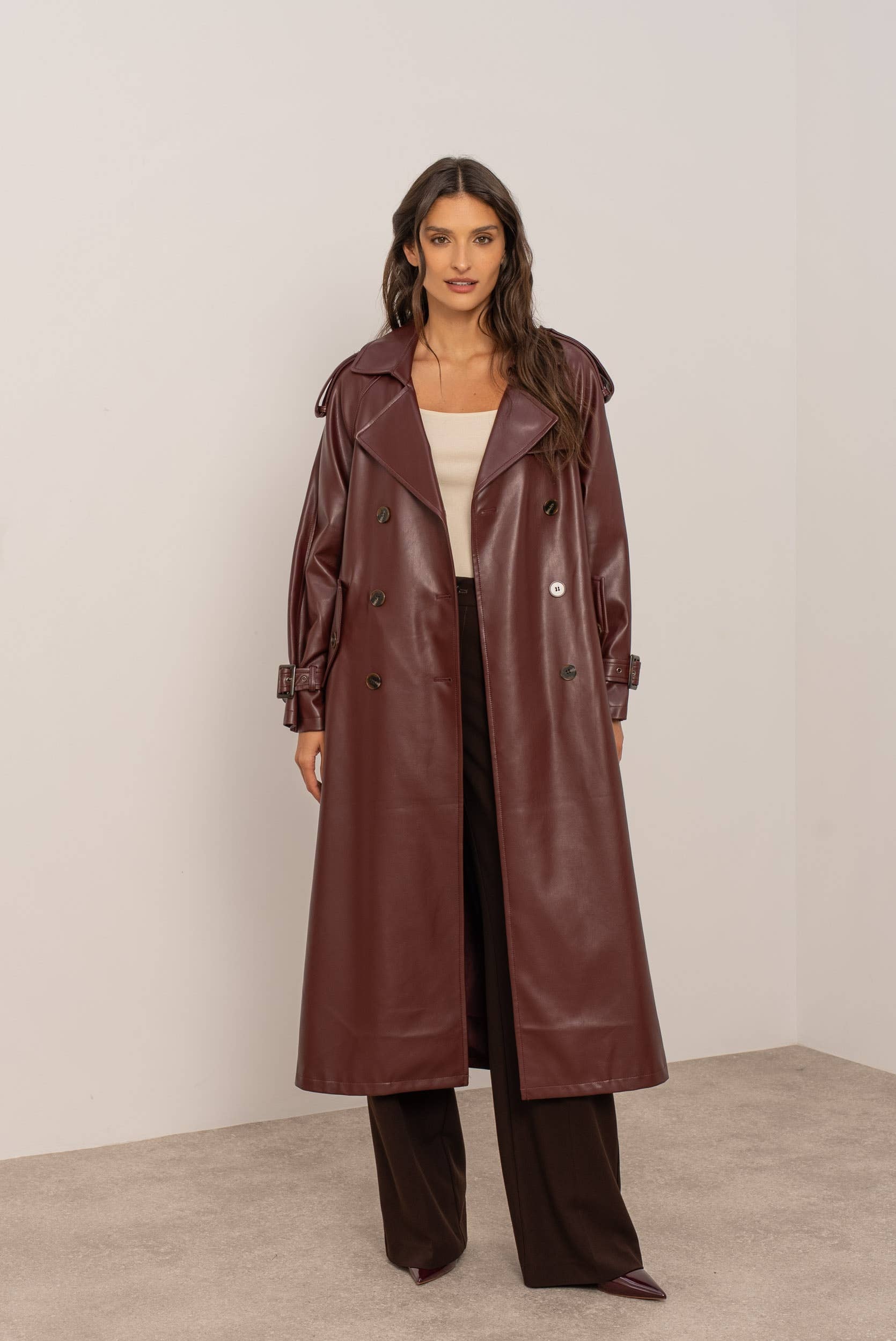 Attentif Paris - Wholesale Trench Coat - Women's - Long vegan leather trench coat13
