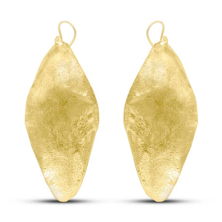 Lange vergoldete Fulani-Blatt-Ohrringe. für den Großhandel von INNERPLANE