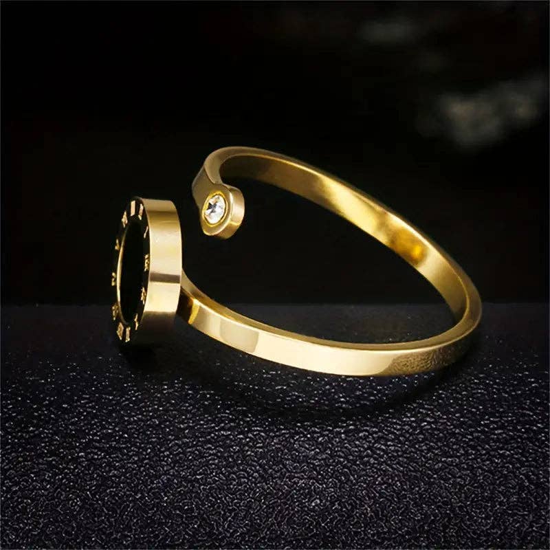 Huis Van Merken - Wholesale Cocktail/gelegenheidsring - Elegante zwarte ovaalgeslepen ring met Romeinse cijfers1