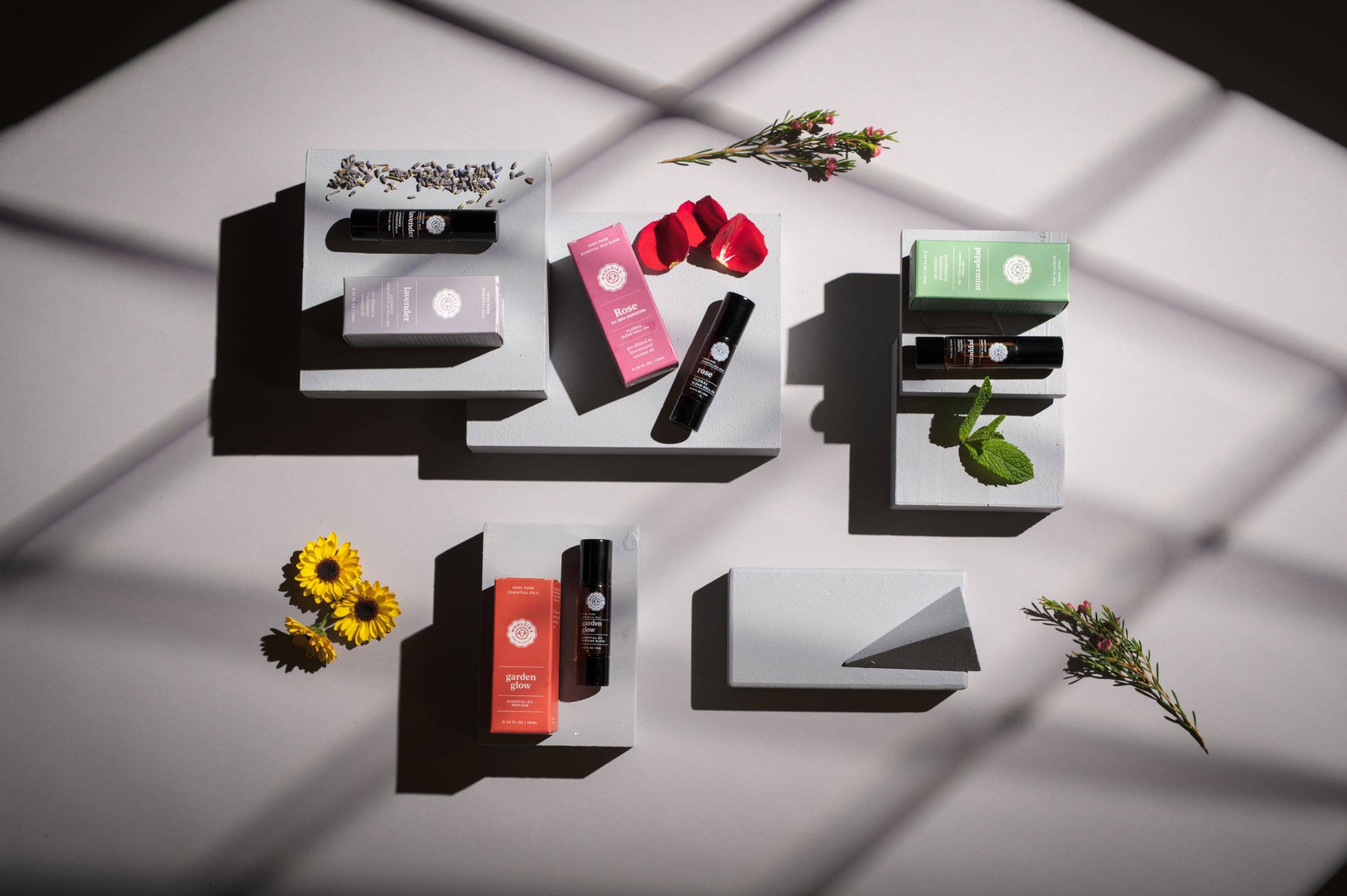 Woolzies - Wholesale Essential Oil Roll-On - Lavender Double Sided Roll-on5