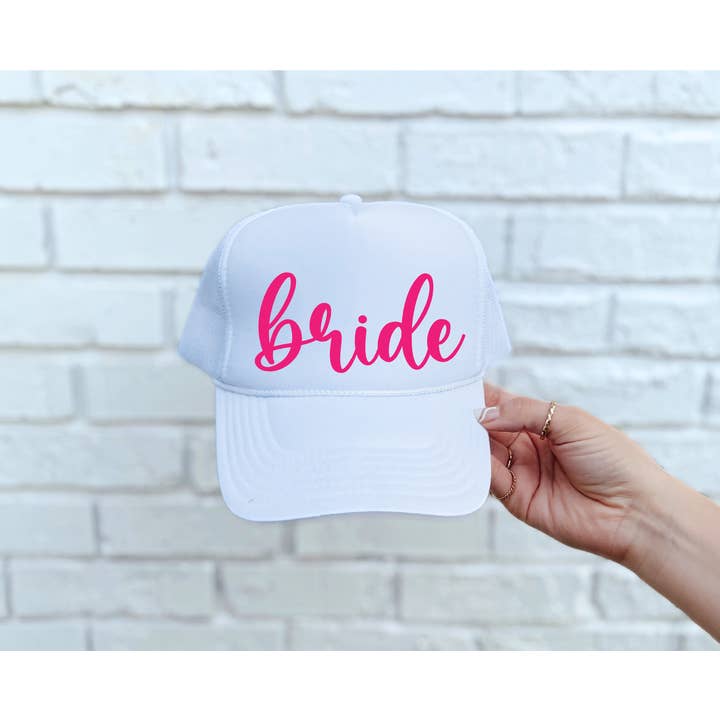Southern Attitude Designs Inc – Engroshandel Trucker hat - Dame – Bride DTF trykt truckerhat1