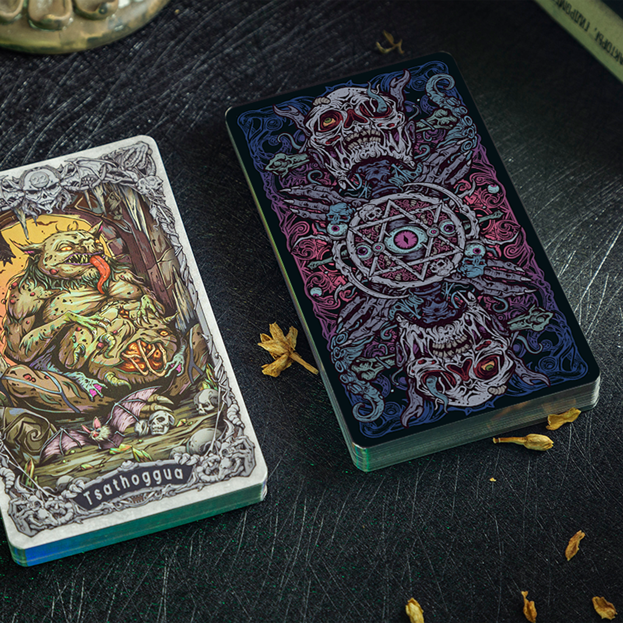 Vermilion Collection - Wholesale Tarot Cards - Gaze of the Pantheon Cthulhu Mythos Character Cards14