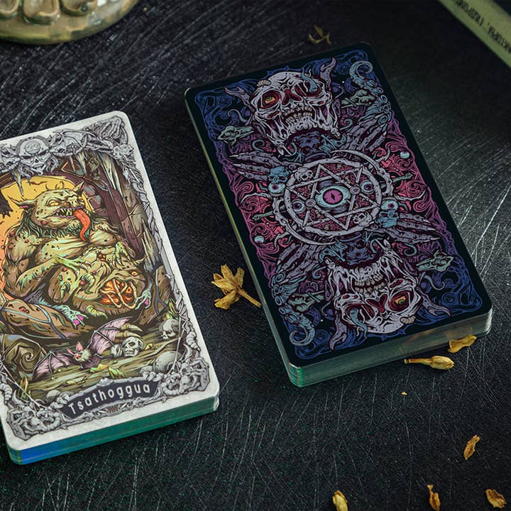 Vermilion Collection - Wholesale Tarot Cards - Gaze of the Pantheon Cthulhu Mythos Character Cards14