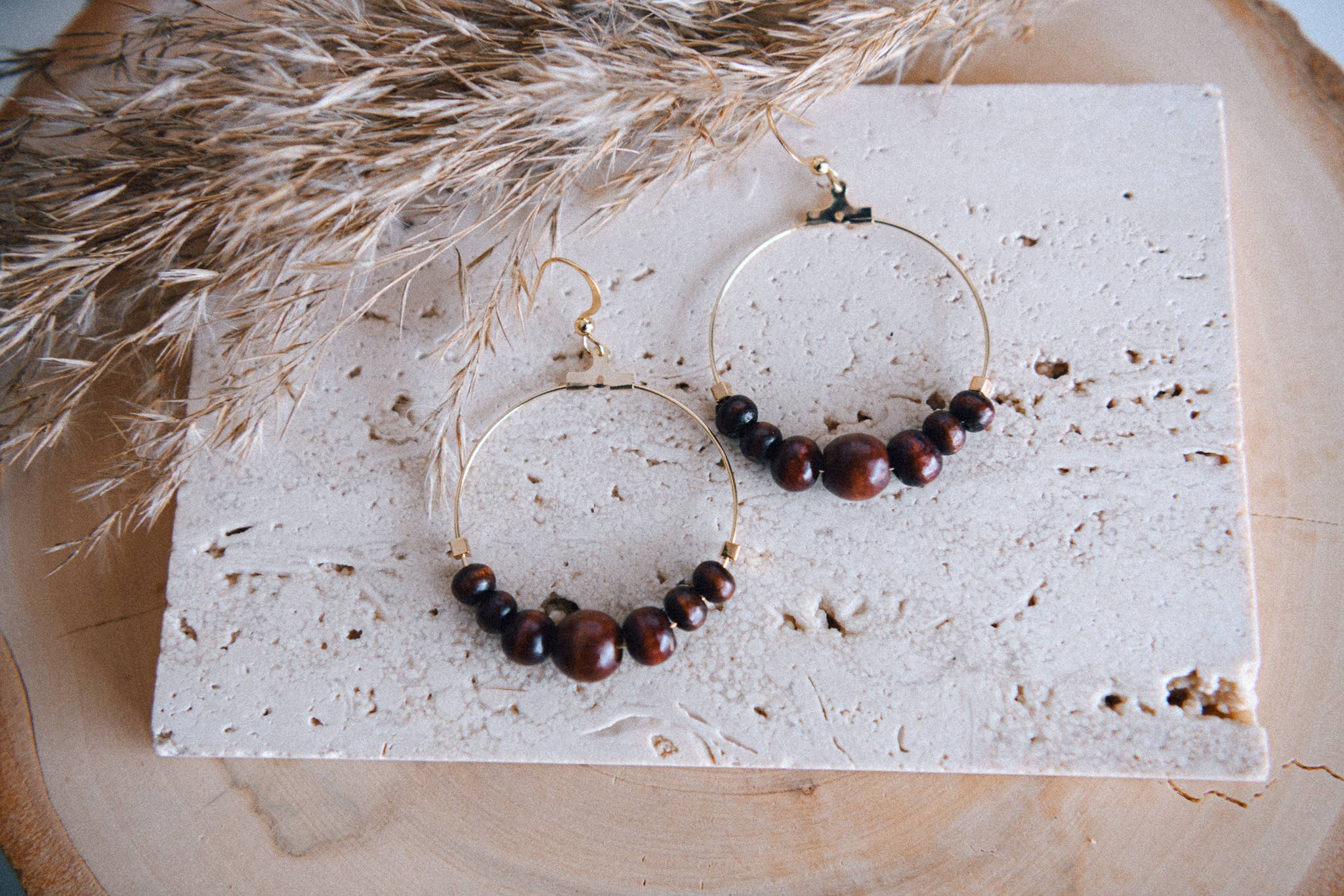 Cecelia Designs Jewelry - Vente Créoles - Boucles d'oreilles créoles bohèmes légères3