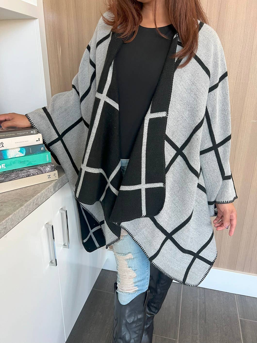 Justin & Taylor - Wholesale Kimono - Women's - Shiver | Plaid Kimono Two-Toned Fall & Winter Shawl15