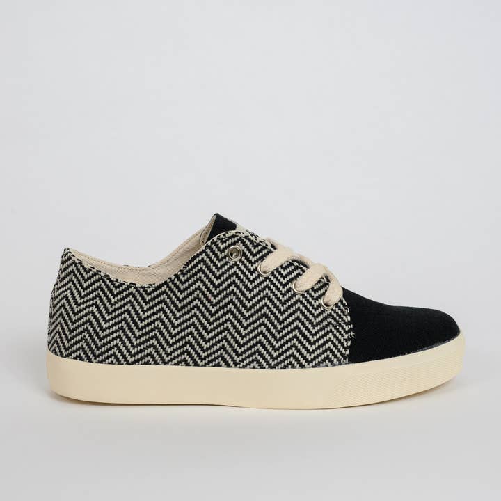 Chevron Baja for wholesale by Inkao Shoes