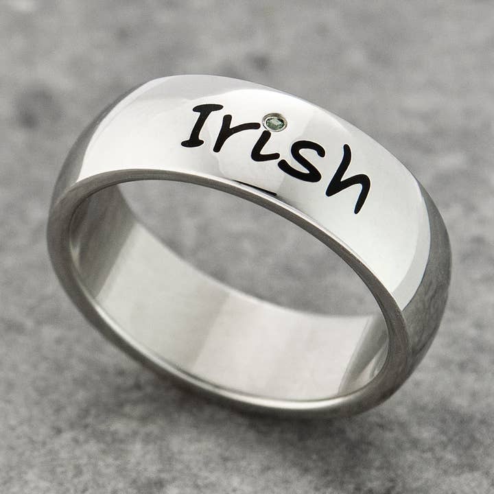 Ierse ring van roestvrij staal met zirkonia
voor wholesale door Joyful Sentiments