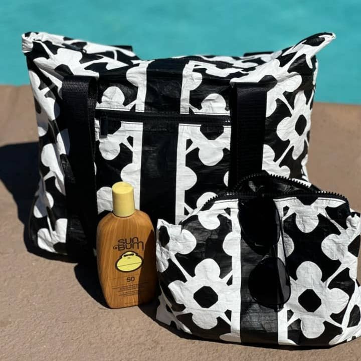 Pretty Simple - Wholesale Pouch - Women's - Kona Cove Beach Pouch