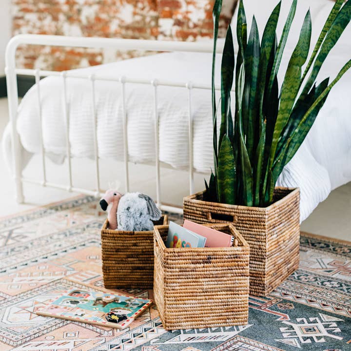 Cubes de nidification en feuilles de bananier (3 tailles) pour la vente par Villages Wholesale