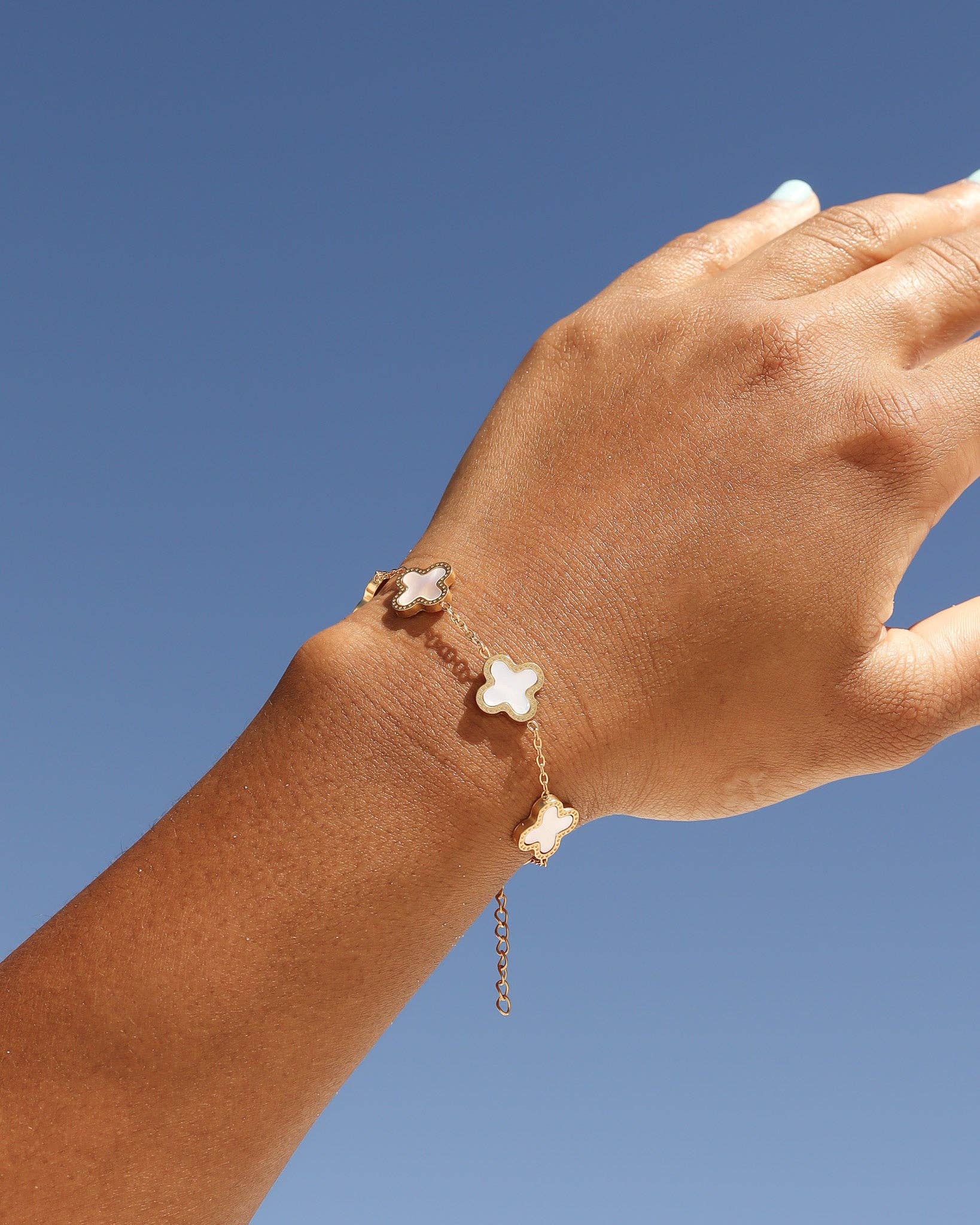 18K Gold PVD Stainless Steel Lucky Clover Charm Bracelet for wholesale on Faire4