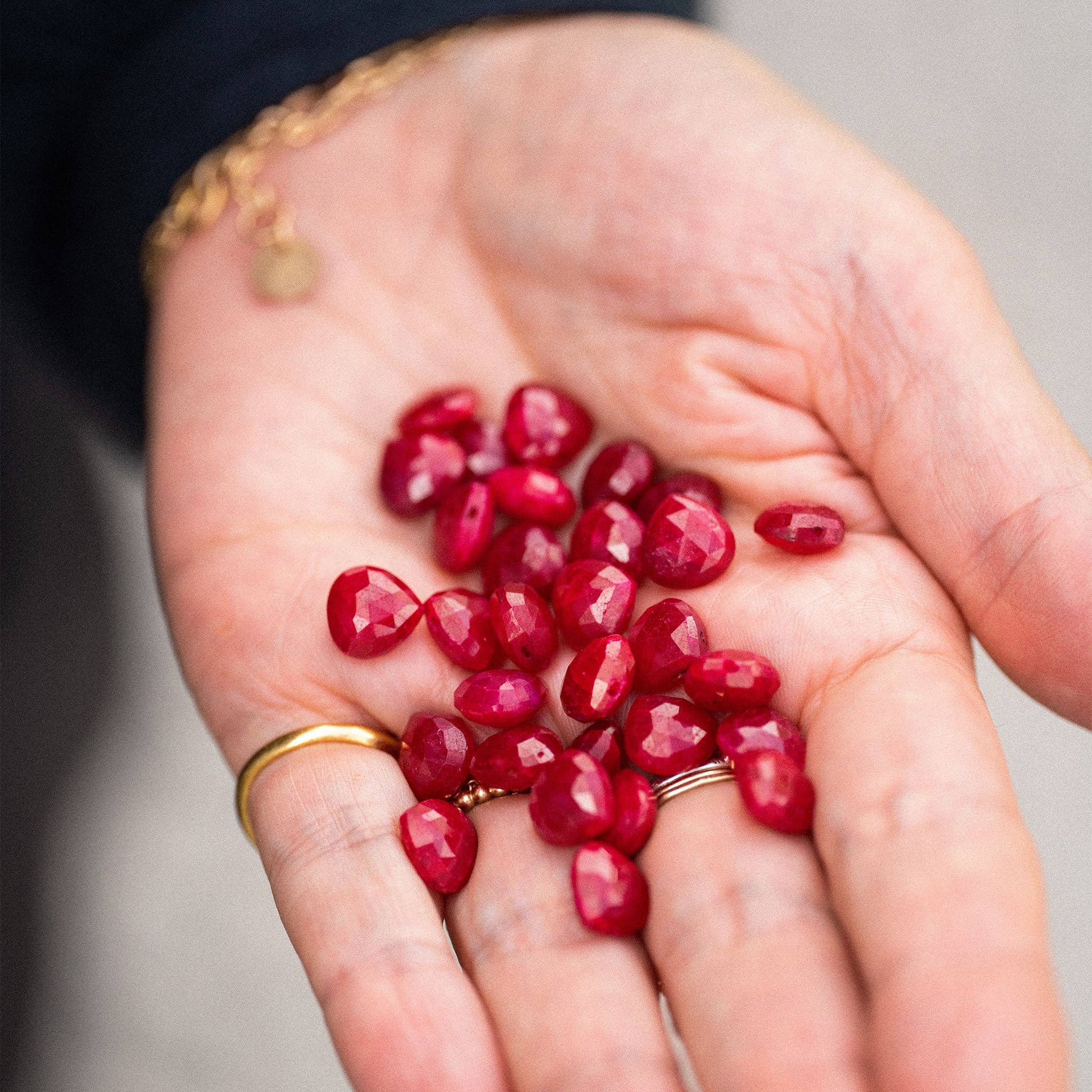 Wanderlust Life – Colar pingente/pendente por atacado – Colar de pedra de nascimento de cordão fino de rubi de julho3