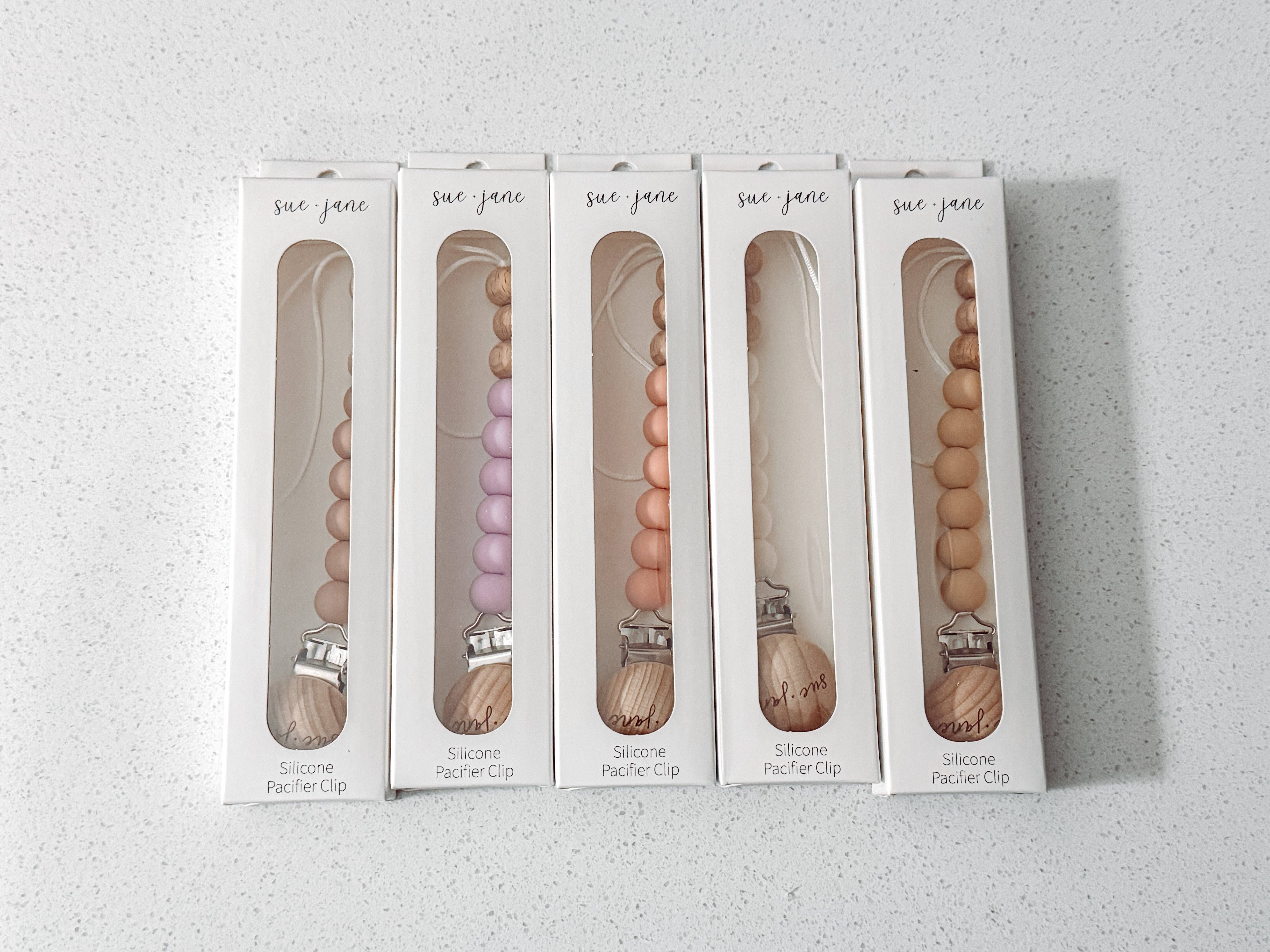 Sue + Jane - Wholesale Pacifier Clip - Baby - Silicone Pacifier Clips1
