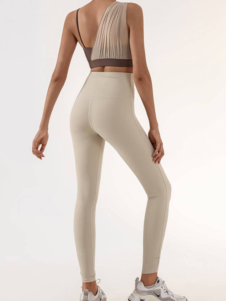 Mccolin - Wholesale Tank top – Women′s - Asymmetrical Layered Cropped Tank Top4