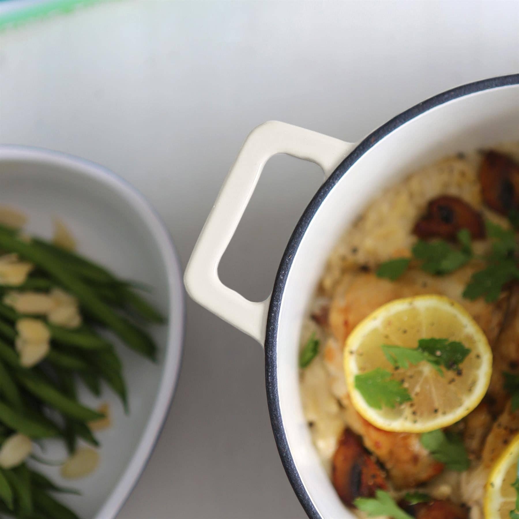 Rinkit Ltd - Vente Marmites - Cocotte Ronde en Fonte - 2,8L17