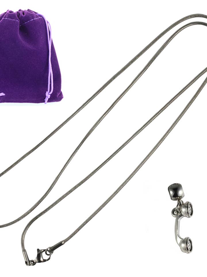 Elegante telefoonhanger van roestvrij staal met slangenketting, schattige telefoonbedeltje in metaallegering, veelzijdige bedeltje voor telefoonaccessoires. Een prachtige telefoonketting voor dames en heren voor wholesale door Dave The Bunny