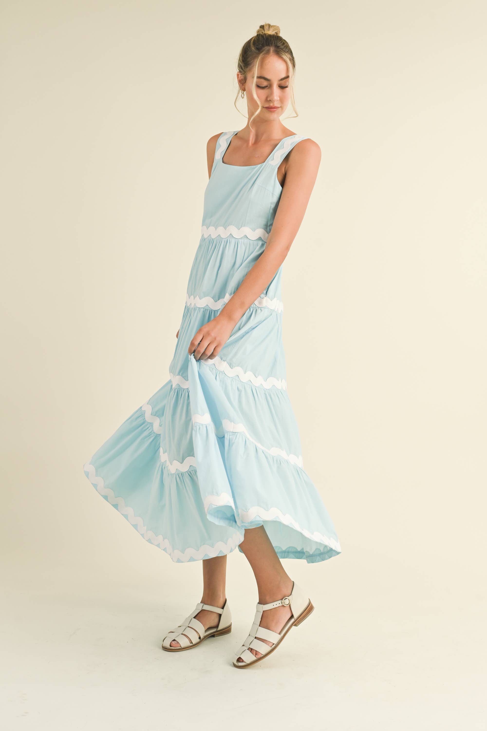 &MERCI - Wholesale Dress - Women's - TIERED RIC RAC TRIM MIDI DRESS MDR307419