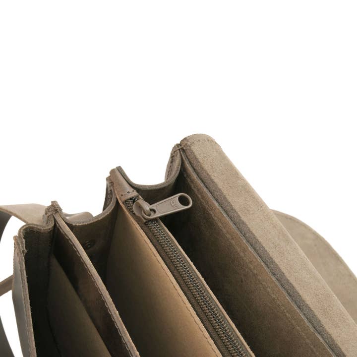 Thielemann Leather Manufacturer - Venta al por mayor Bolso con correa - Mujer - Bolso de mano «Meran» de piel curtida de forma vegetal