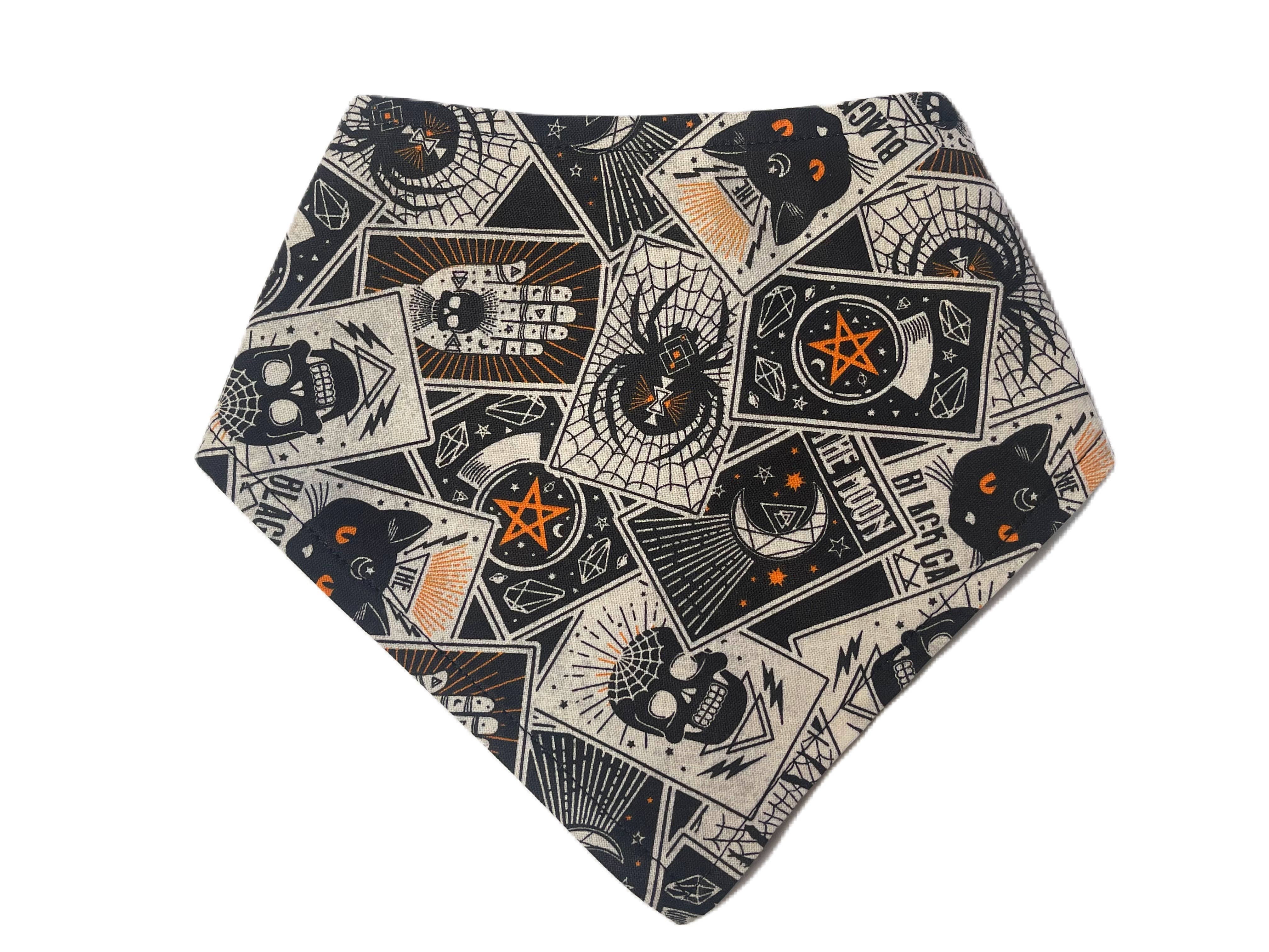 Very Vintage Designs – wholesale Pet bandana – Dog – Tarot Cards - Spooky Fall Halloween Snap Dog & Cat Bandana0