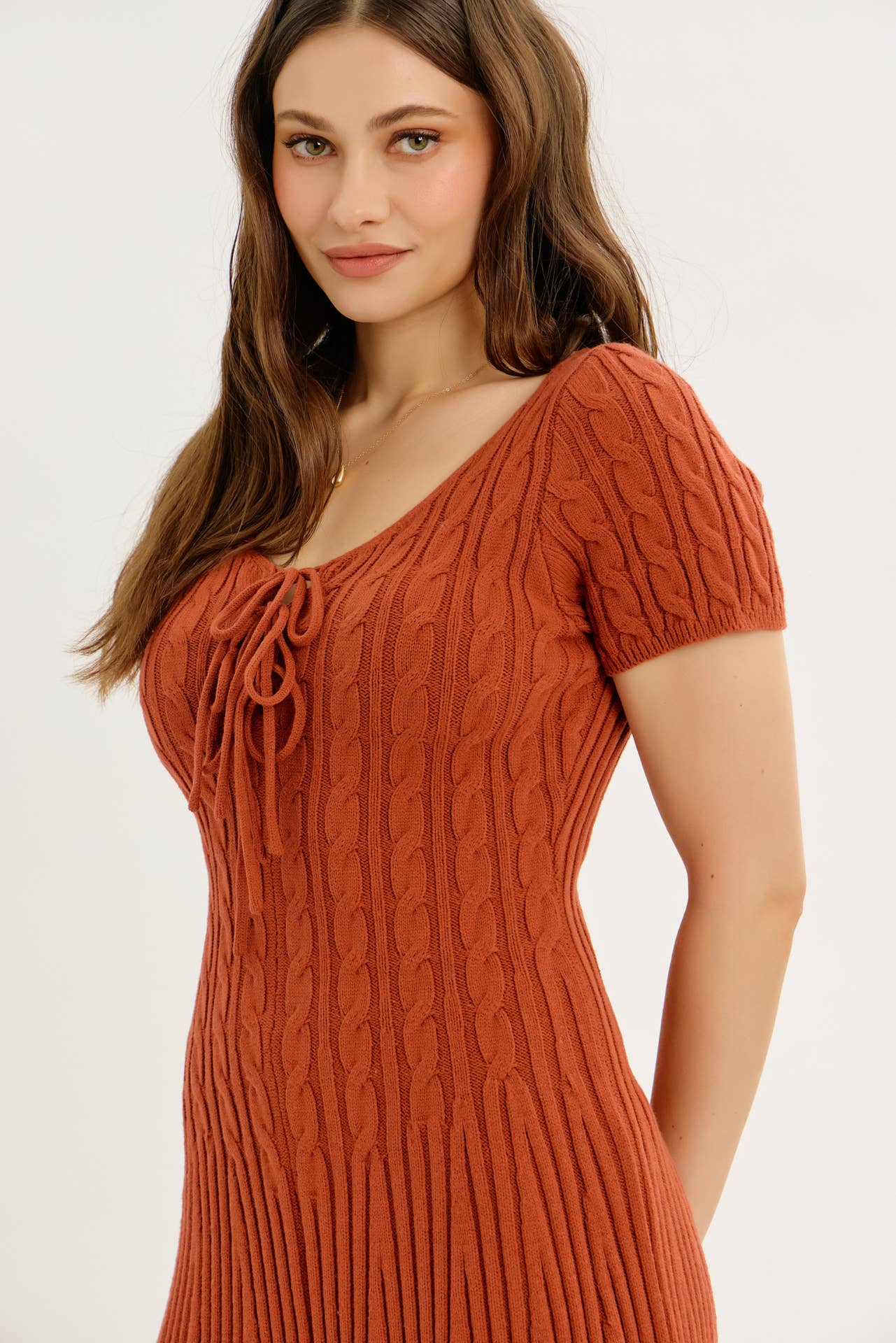 idem ditto - Wholesale Dress - Women's - BODY HUGGING FLIRTY CABLE KNIT SWEATER MINI DRESS4